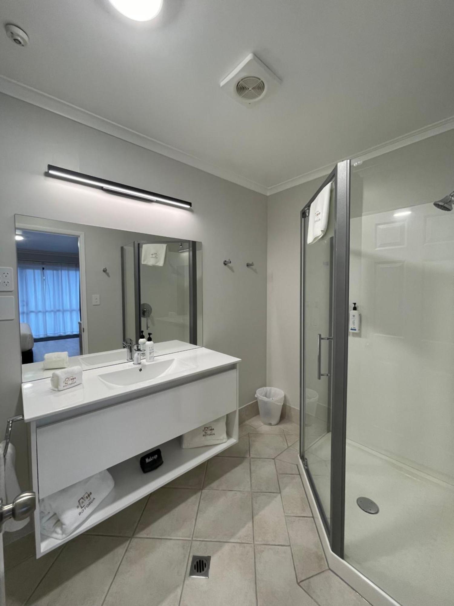 Stay 280 & Stay 284 Rotorua - Refurbished Modern Accommodation Zimmer foto